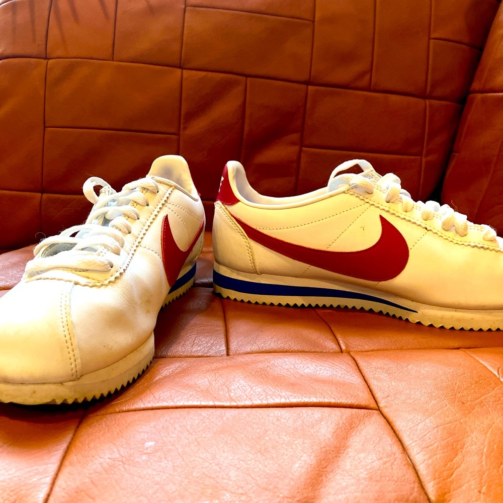 Nike Cortez classic, women’s 8.5